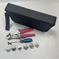 Pince à sertir manuelle industrielle métrique pour cosses de câble isolées en PVC moulé, avec mâchoires lisses pour bornes de fils et cosses à sertir