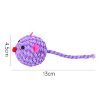 Jouet interactif pour chat en forme de balle avec son de grincement et queue en corde élastique pour chats d'intérieur et chatons