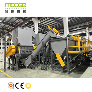 Ligne de lavage et de recyclage de bouteilles PET MOOGE avec tri automatique, déshydratation, décolleuse d'étiquettes, pompe, capacité de 5000 kg/h, entraînement moteur - Product Image 3
