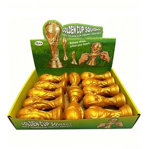 Jouet anti-stress en silicone en forme de trophée de football, design souple et réaliste, rempli de maltose, à rebond lent, vente en gros - Product Image 1