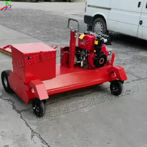 Machine à brosser l'herbe artificielle à télécommande, très vendue, démarrage électrique, machine de nettoyage du <span class=keywords><strong>gazon</strong></span> pour le nivellement du sable et du caoutchouc - Product Image 4