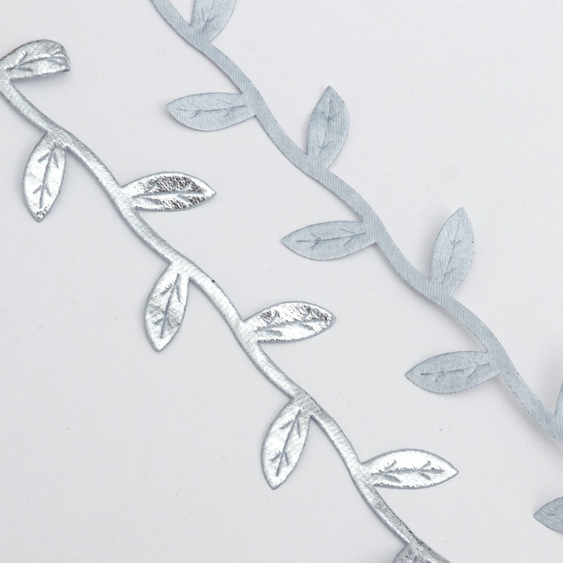 Leaf-3cm, 10 Yards Per Roll