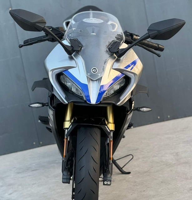 Sport Motorcycle 250sr MY22 Water Cooled Engine Gasoline Motorcycle 250cc Used Sports Motorcycle