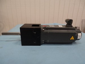 Moteur 1FK7044-4CH71-1RA0 1FK70444CH711RA0 5,4A 239V pour PLC - Product Image 1