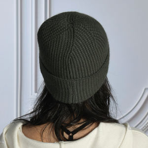 Vente en gros Pull coupe-vent d'extérieur unisexe Couvre-oreilles Chapeau d'hiver Crâne Confortable Chaud <span class=keywords><strong>Cachemire</strong></span> Tricoté 2025 Bonnets tendance - Product Image 2