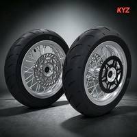 Ensemble de roues de moto tout-terrain 12 pouces, moyeux en alliage d'aluminium CNC argentés avec pneus routiers 90 90 12 et 120 70 12 pour la mise à niveau et la rénovation