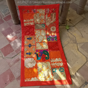 インドのアンティーク　タペストリー　テーブルセンター　ペア Alibaba.com上の高品質なインドの刺繍壁掛けメーカーとインドの刺繍