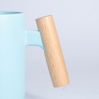 Mug sublimation couleur vente de gros fond rond personnalisé 11oz mug avec manche en bois pour sublimation mug