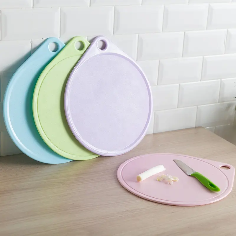キッチン用の新しいスタイルの環境にやさしいカラフルな丸いまな板薄いプラスチック野菜フルーツまな板