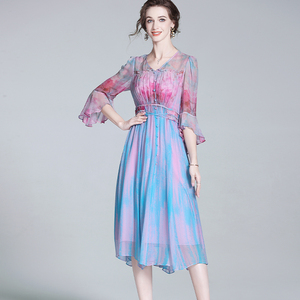 Nouvelle Robe Longue Taille Haute en Soie de Mûrier et Chiffon Dégradé, Style Vacances, Anti-statique, Effet Rajeunissant, Style Français Doux A76 - Product Image 5