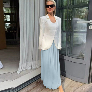 Elegant Women's Asymmetrical Ankle-Length Skirt With Slit In Solid Color Soft <b>Chiffon</b> Fabric For All Seasons - Product Image 4