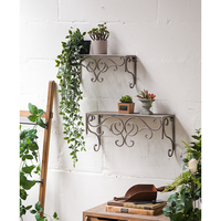 Étagère murale vintage rustique en fer forgé pour ustensiles de cuisine et rangement, design artistique