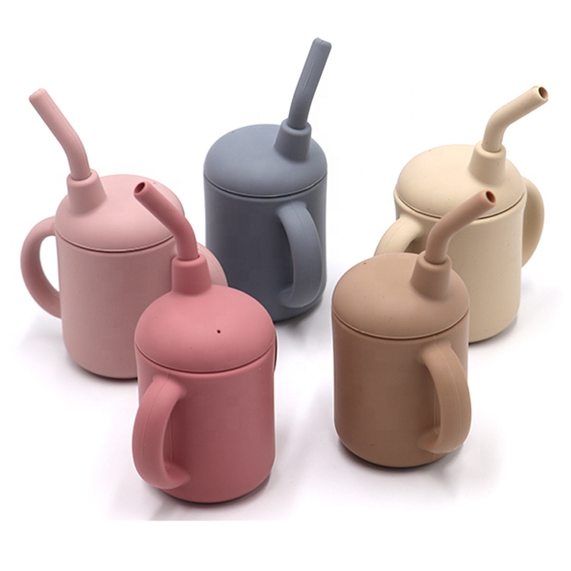 2022 новые силиконовые чашки без БФА с крышками, соломинки для младенцев, две ручки для младенцев, надежная детская чашка для обучения