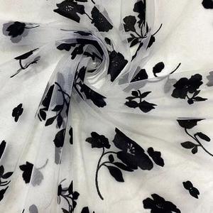 Venta directa de fábrica, tela de tul flocado, tela de malla Rosa desplumada, tela de falda de malla suiza de nailon para ropa de escenario de mujer - Product Image 4