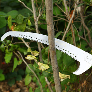 Sierra de gancho Takaeda de 460 mm con hoja recta de acero con alto contenido de carbono para poda de jardín y corte de árboles frutales - Product Image 1