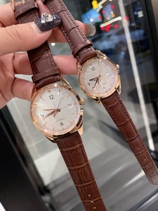 Reloj de Lujo de Alta Gama para Pareja, Movimiento Mecánico Automático, Correa de Cuero de Cocodrilo, Esfera de Nácar, Resistente al Agua, para Omegaes - Product Image 1