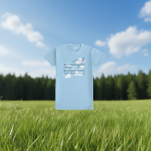 T-shirt Natural Music bleu clair à manches courtes, design unisexe, motif artistique d'oiseaux et de ciel - Product Image 3
