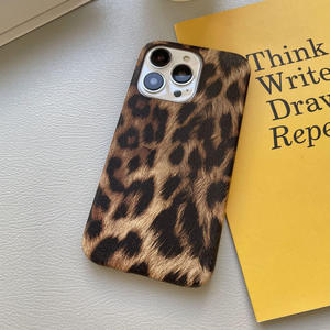 Custodia in pelle di lusso leopardata con tre confezioni <span class=keywords><strong>Cover</strong></span> protettiva a freddo per <span class=keywords><strong>iPhone</strong></span> 16ProMax 14 13 cellulare per <span class=keywords><strong>Apple</strong></span> - Product Image 3