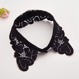 Col amovible <span class=keywords><strong>Tory</strong></span> <span class=keywords><strong>Burch</strong></span> pour <span class=keywords><strong>homme</strong></span>, col de t-shirt en perles naturelles, col fantaisie en pierre, style pastoral et clérical - Product Image 1