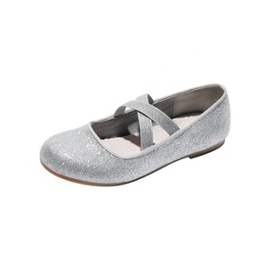 Personalizza scarpe elastiche da principessa per bambina in pelle glitterata argento <span class=keywords><strong>elegante</strong></span> danza con suola piatta per ragazza - Product Image 1