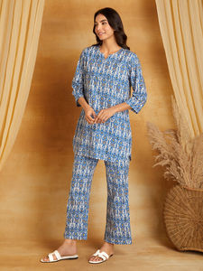 Nuevos conjuntos étnicos de rayón con estampado floral y materiales reciclados para mujer, ropa de fiesta para todas las estaciones, origen indio. - Product Image 4