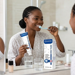 <span class=keywords><strong>Dentifrice</strong></span> <span class=keywords><strong>blanchissant</strong></span> chimique à la menthe fraîche, anti-inflammatoire, pour adultes, soin des dents sensibles, qualité supérieure, 100g, usage domestique - Product Image 1