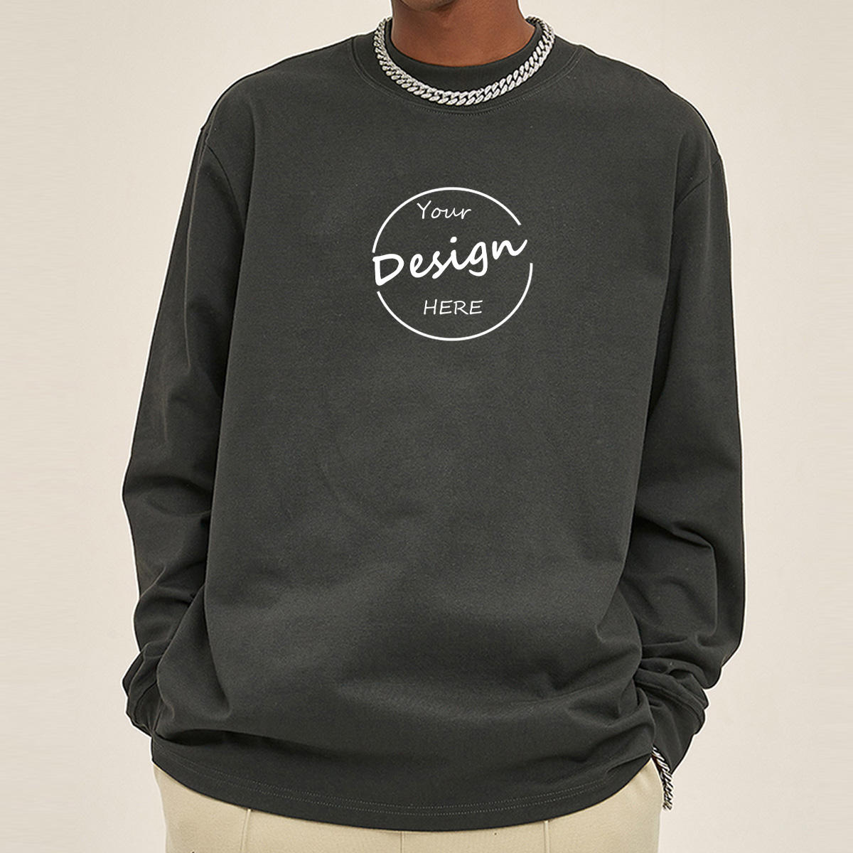 สีเทาเข้ม