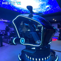 Cinéma VR à mouvement HEROVR en forme de requin, 2 places, avec construction en métal et acier, pour utilisation en intérieur/extérieur, lieux publics et scolaires