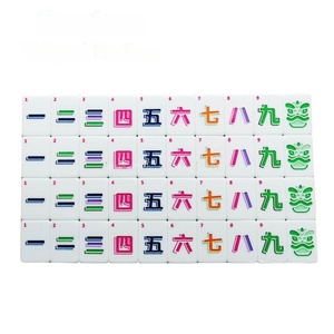 Ensemble de Mahjong de Luxe Personnalisé en Usine, Imprimé UV, Gravé, Mini Voyage, 3 ou 4 Couches, en Acrylique, 166 Tuiles de Mahjong Américaines de Noël - Product Image 1