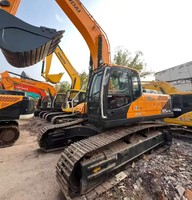 Offre Spéciale : Excavatrice Hyundai 305 d'occasion, modèle moderne, 30,5 tonnes, sur chenilles, hydraulique
