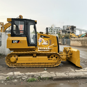 รถดันดินตีนตะขาบ CATD5K มือสอง ขายดี รถดันดิน CAT D5K มือสอง คุณภาพสูง ชั่วโมงการใช้งานต่ำ เครื่องยนต์ทรงพลัง ปั๊มแรงดันสูง กำลังขุดสูง 2.09 ลูกบาศก์เมตร - Product Image 4