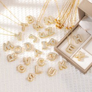 Nuevo Collar Europeo Americano de 26 Letras para <span class=keywords><strong>Mujer</strong></span> con Colgantes de Letras en Forma de Globo con Microincrustaciones de Circonio, Chapado en Oro de 18K - Product Image 2