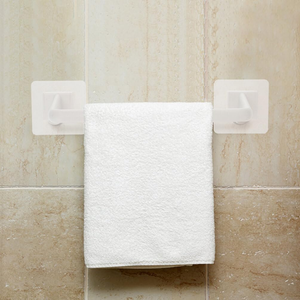 Support mural adhésif en plastique pour serviettes, idéal pour la maison et la salle de bain, étagère simple à fixer - Product Image 3