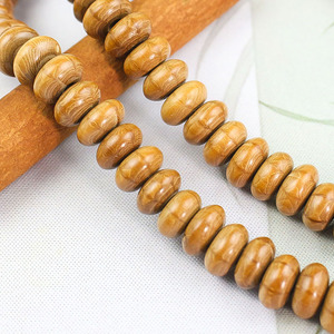 Pulsera de Madera de Seis Cuentas Ling Gusi, Forma Hexagonal de 6x11mm, Ceremonia Religiosa, Unisex, Rosario de Madera del Dragón de la Montaña Wutai - Product Image 3