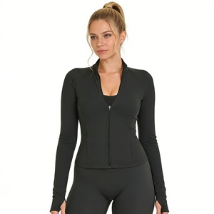 Personaliza tu logo: Top deportivo de yoga para mujer con cremallera completa, ajuste ceñido y orificios para los pulgares, ideal para ciclismo y fitness. - Product Image 5