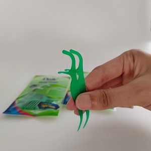 Soins quotidiens marque privée <span class=keywords><strong>appareil</strong></span> <span class=keywords><strong>dentaire</strong></span> Interspace Flosser <span class=keywords><strong>fil</strong></span> <span class=keywords><strong>dentaire</strong></span> à double <span class=keywords><strong>fil</strong></span> <span class=keywords><strong>pour</strong></span> le nettoyage <span class=keywords><strong>orthodontique</strong></span> - Product Image 3