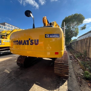 รถขุดมือสองราคาถูก คุณภาพสูง โคมัตสึ PC200-8N1 PC220-8MO รถขุดไฮดรอลิกแบบตีนตะขาบขนาดกลาง มีสินค้าในสต็อก - Product Image 5