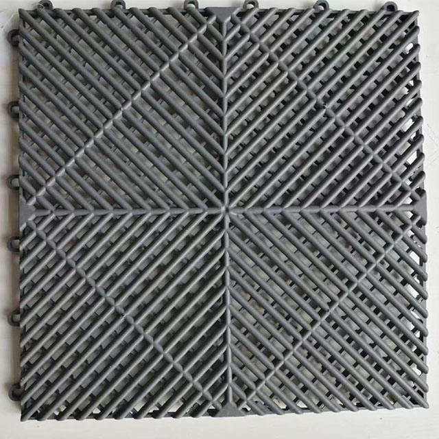 สีเทาเข้ม