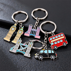 Customized Paris Metal Keyring Zinc Alloy Tourist Souvenir Luxury Fashion Personalized Design UV Printing France Travel Gift