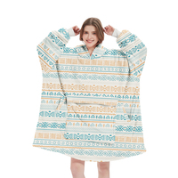 Couverture à capuche personnalisée imprimée taille unique confortable et chaude surdimensionnée avec poche pour animaux de compagnie