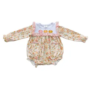 RTS Bébé Filles À Manches Longues Automne Citrouille Broderie Conception Volants Poche Frère Infantile Snaps Boutique De Mode Toddler Barboteuses