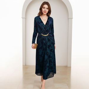 カスタムベルベットミディドレスハードウェア長袖ディープVネックジャカードウィーブ - Product Image 1