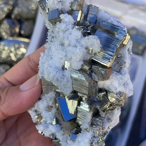 Natürliche hochwertige Peru Pyrit Erz Stein kristall Mineral Probe geschnitzte Roh würfel Cluster für Weihnachten Halloween Dekorationen - Product Image 4