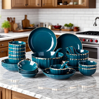 Service de table 22 pièces en porcelaine fine avec bordure dorée, style vintage, couleur bleu/vert, kit d'ustensiles, compatible lave-vaisselle et congélateur