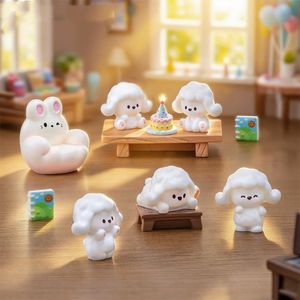 <span class=keywords><strong>Miniature</strong></span> résine animaux <span class=keywords><strong>caniche</strong></span> chien Figurines décorations de gâteau pour bricolage mousse paysage voiture bureau ornement décor à la maison - Product Image 2