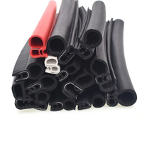 Xinhong XHQC-EPDM Joint d'étanchéité de bord de porte de voiture en caoutchouc EPDM tri-extrudé en forme de U avec clip métallique insonorisant