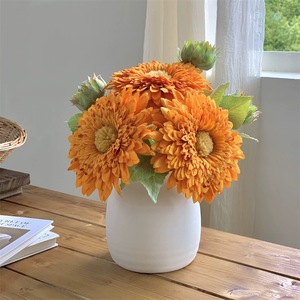 Vase en céramique rond blanc floqué, tournesol artificiel, décoration d'intérieur, vase de table pour mariage - Product Image 2