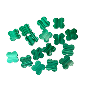 Chất Lượng Cao Tự Nhiên Màu Xanh Lá Cây Malachite Loose Đá Quý Bốn Lá Clover Phong Cách 10 ~ 15Mm Vòng Cắt Phẳng Mịn Bán Buôn - Product Image 1