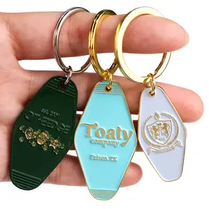 Luxury promotional metal enamel key chains custom logo metal zinc alloy hotel retro motel keychain key custom