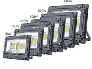 ไฟสปอร์ตไลท์ LED พลังงานแสงอาทิตย์สำหรับภายนอกอาคาร พร้อมตัวเรือนอะลูมิเนียม IP67 แบตเตอรี่ในตัว รีโมทคอนโทรล แสงขาว 6000K มุมลำแสง 120 องศา สำหรับใช้ในสวน กันน้ำ IP67 - Product Image 1